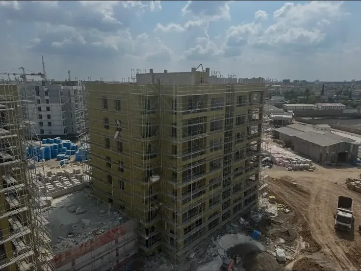 Adana 800 Konut + 32 Dükkan - 9